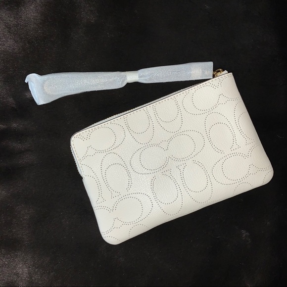NEW! COACH Leather Perforated Signature Wristlet, Color: Chalk, NWT, GORGEOUS!! - Picture 8 of 8